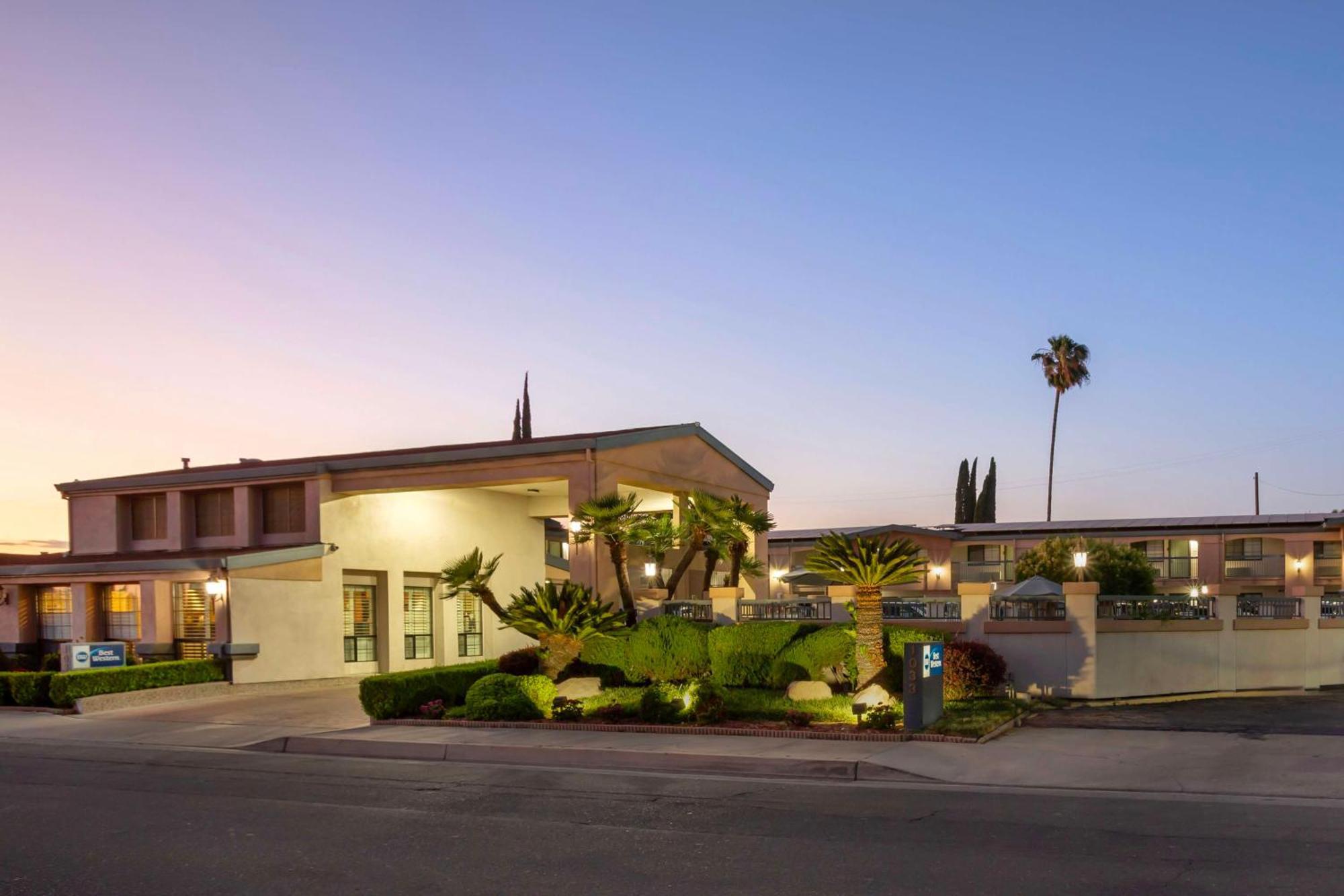 מרסד Best Western Inn מראה חיצוני תמונה